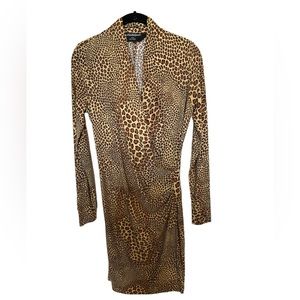 Norma Kamali animal Wrap Dress
Size medium